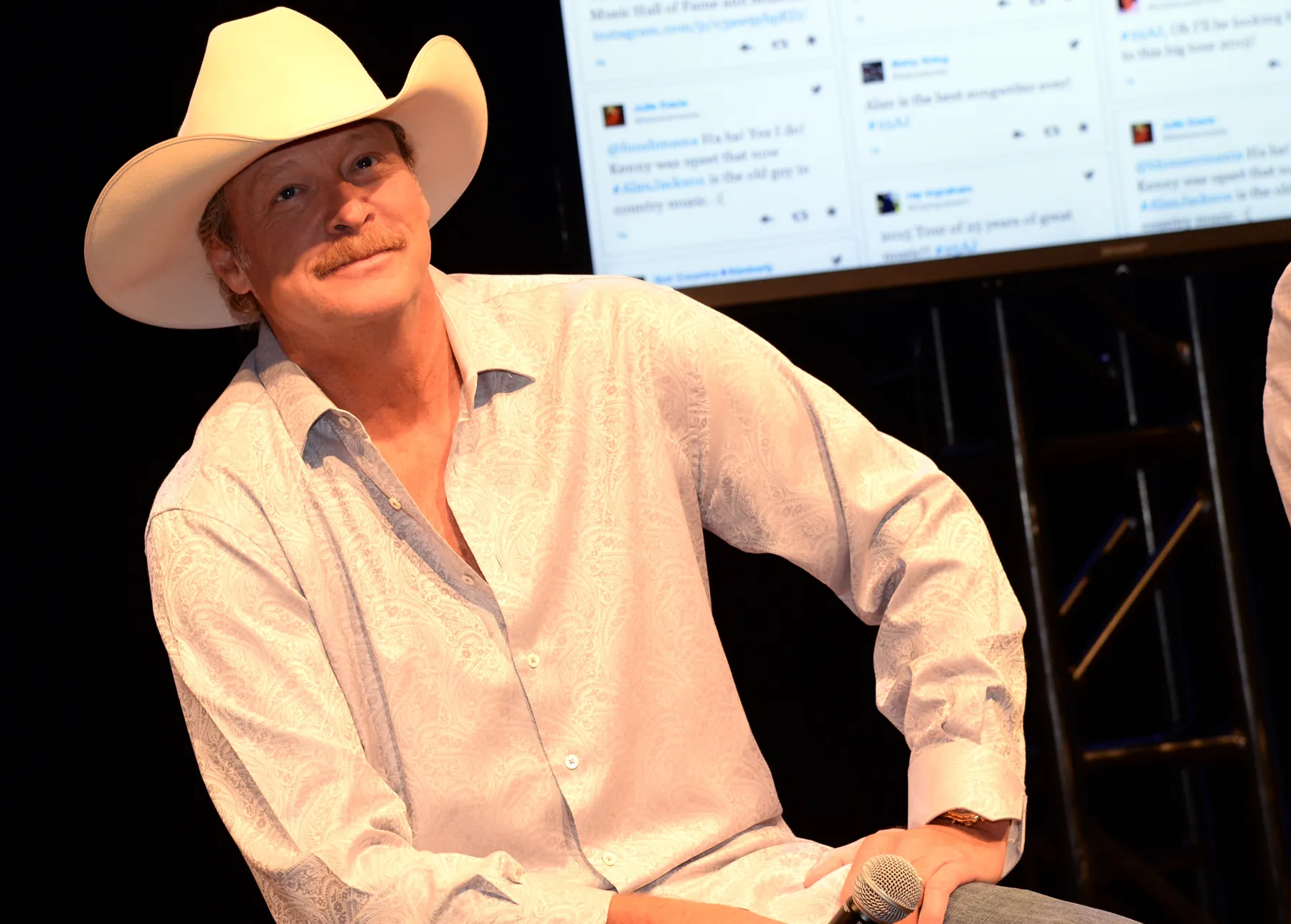 Alan Jackson - Seven Bridges Road